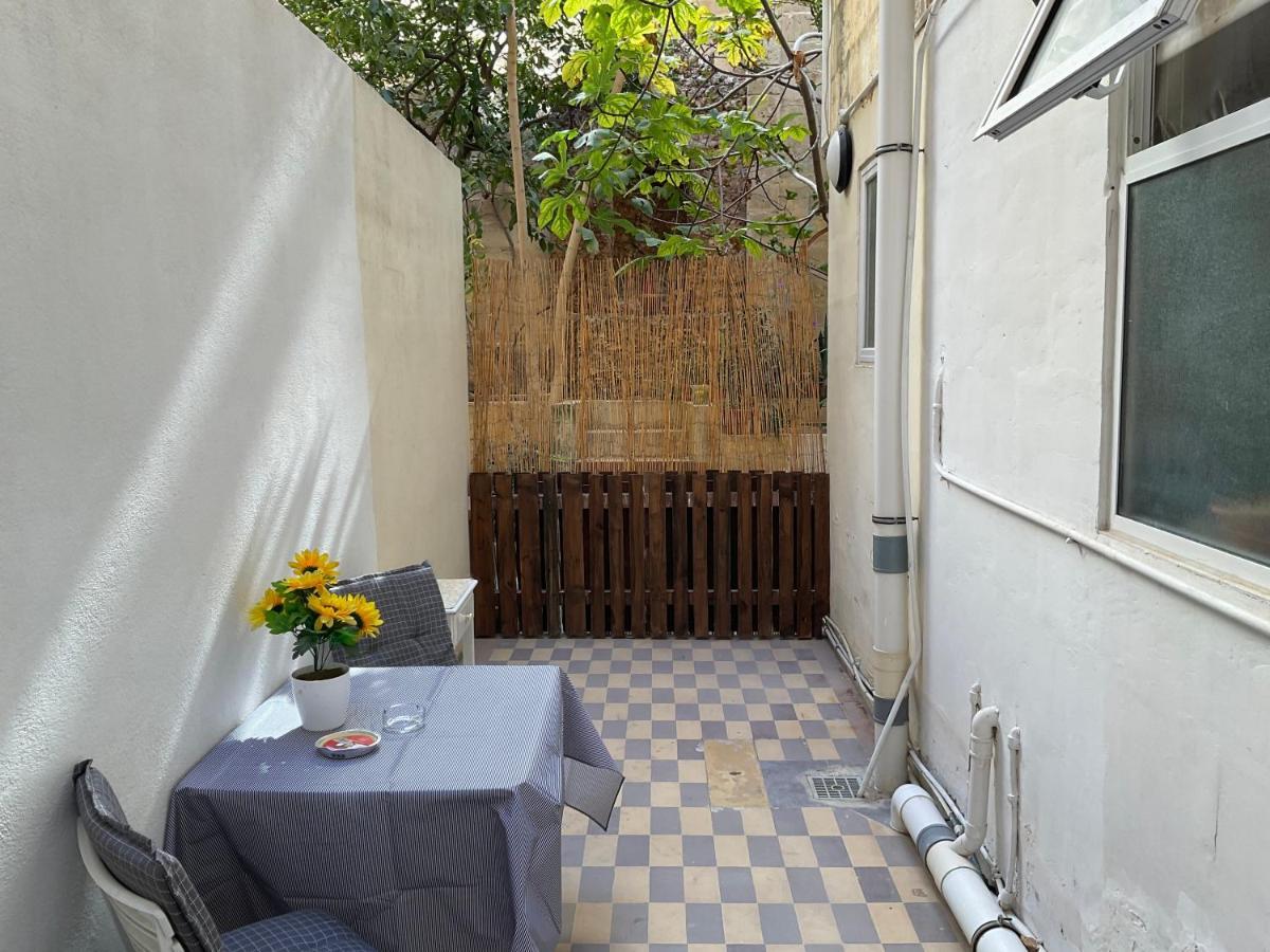 Privilege Suite Gzira Eksteriør billede